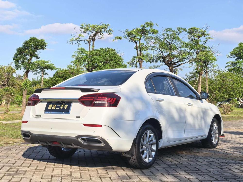 Geely Emgrand 2021 UP 1.5L CVT Luxury – фото 6