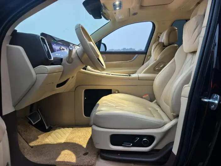 Aito M9 2024 Model Extended Range Ultra VI seat Edition – фото 8