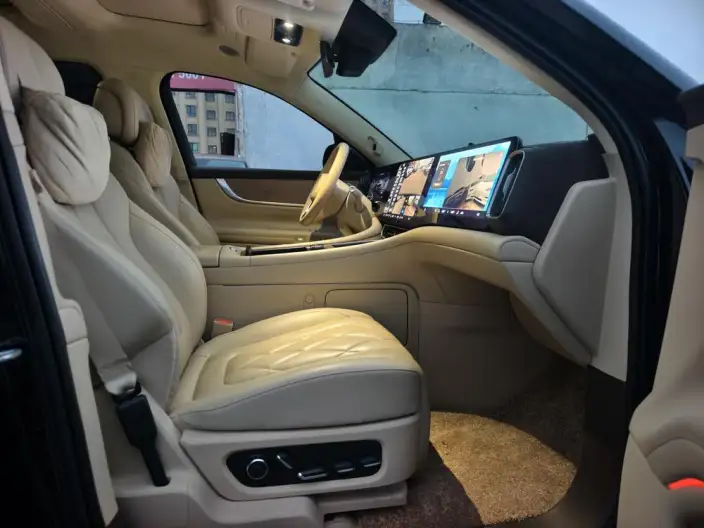 Aito M9 2024 Model Extended Range Ultra VI seat Edition – фото 10