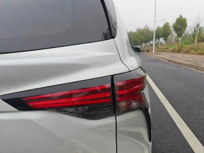 Toyota Sienna 2021 Model 2.5L Hybrid Supreme Edition – фото 10