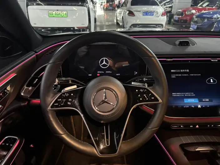 Mercedes-Benz E-Class 2024 Model E 300 L Luxury Model sedan – фото 7