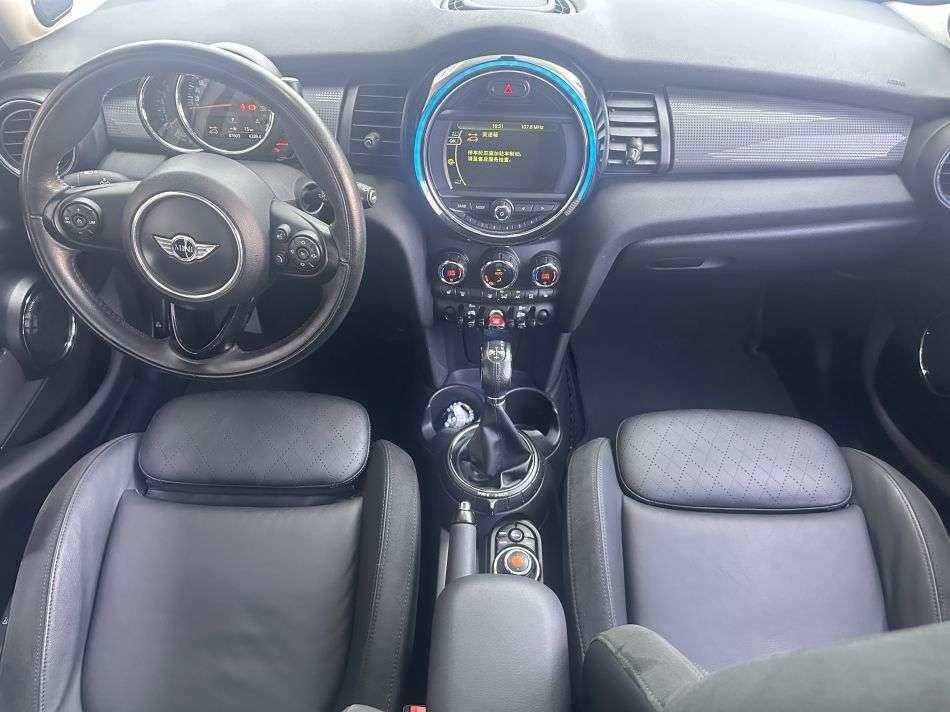 MINI 2015 1.5T COOPER Fun 5-door – фото 13