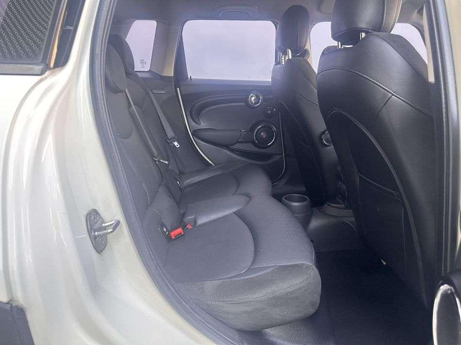 MINI 2015 1.5T COOPER Fun 5-door – фото 16