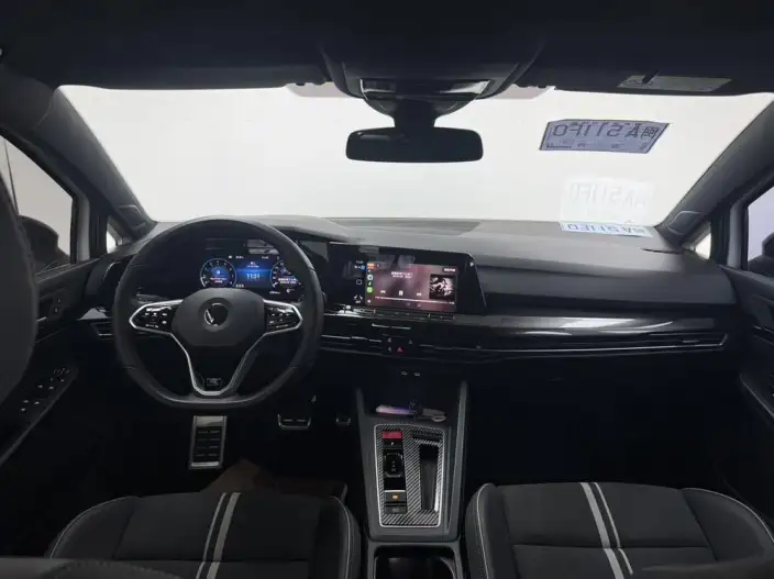 Volkswagen Golf 2021 Model 280TSI DSG R-Line – фото 9