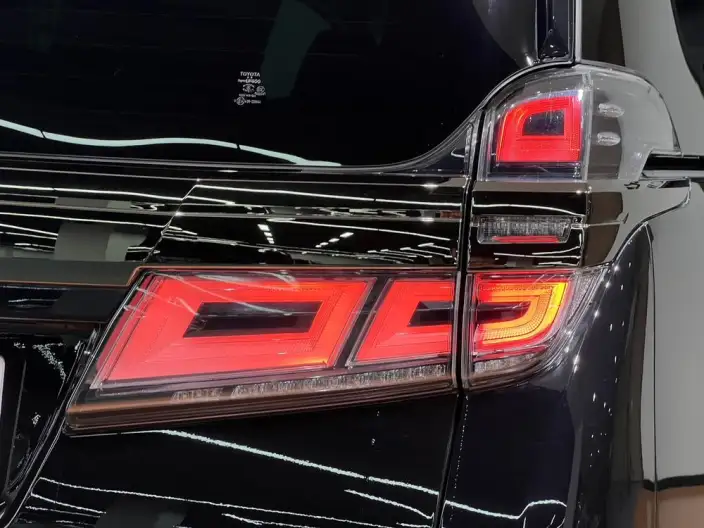 Vellfire 2022 Model Toyota Crown Hybrid Jin Shine Special Edition 2.5L HV Premium Edition – фото 6