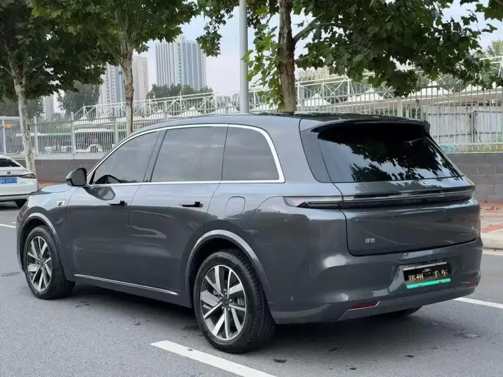 Li Auto L8 2023 Model Pro Edition