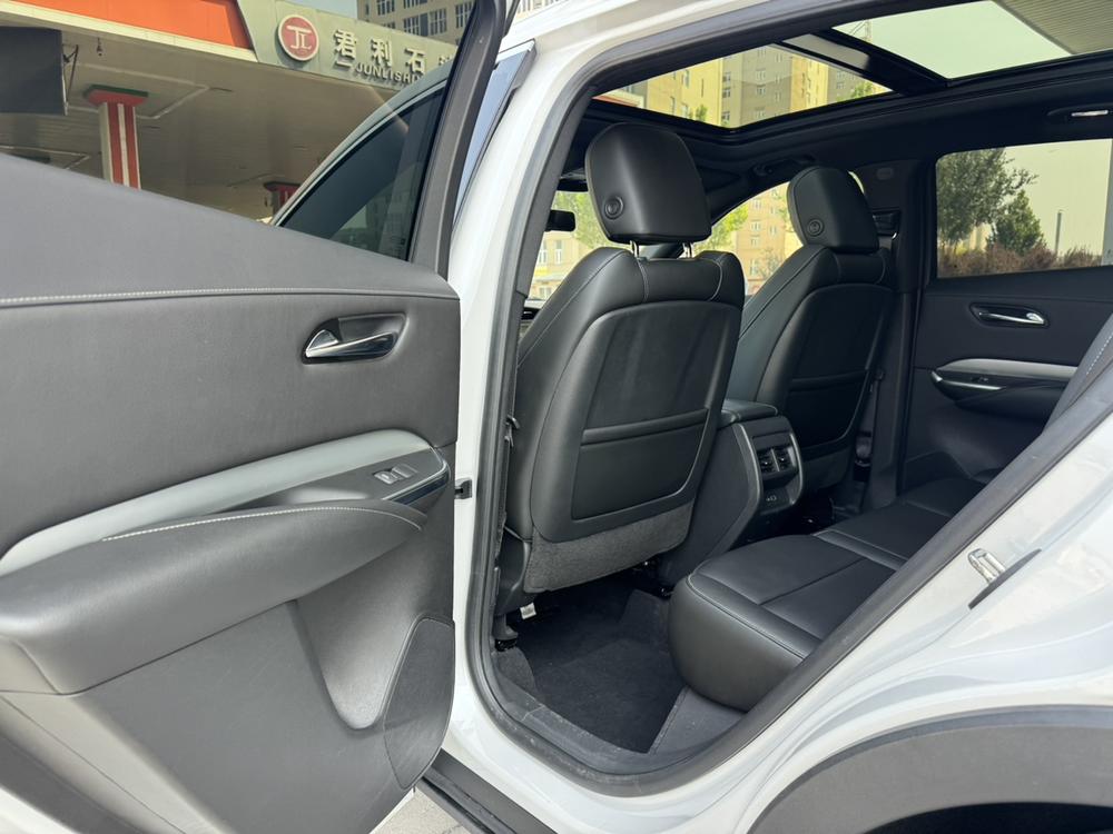 Cadillac XT4 2018 28T FWD Luxury – фото 10