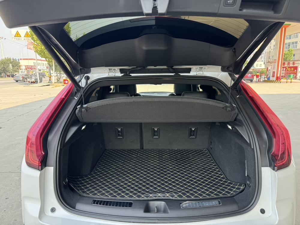 Cadillac XT4 2018 28T FWD Luxury – фото 13