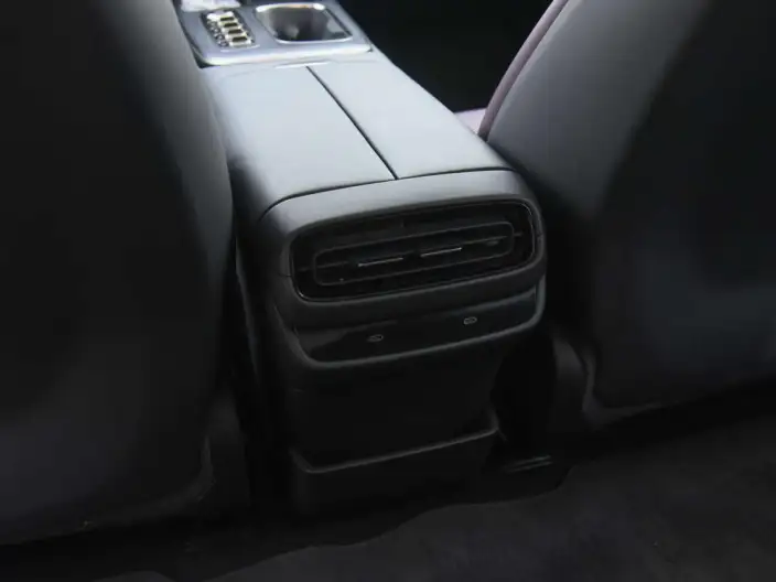Xiaomi SU7 2024 Model 4WD Ultra-long Endurance Max Edition – фото 7
