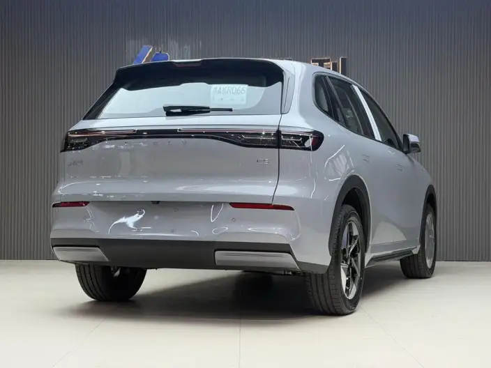 Geely Galaxy E5 2026 Model 530km Voyage Edition – фото 4