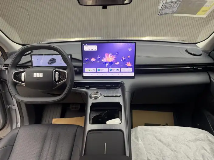 Geely Galaxy E5 2026 Model 530km Voyage Edition – фото 9