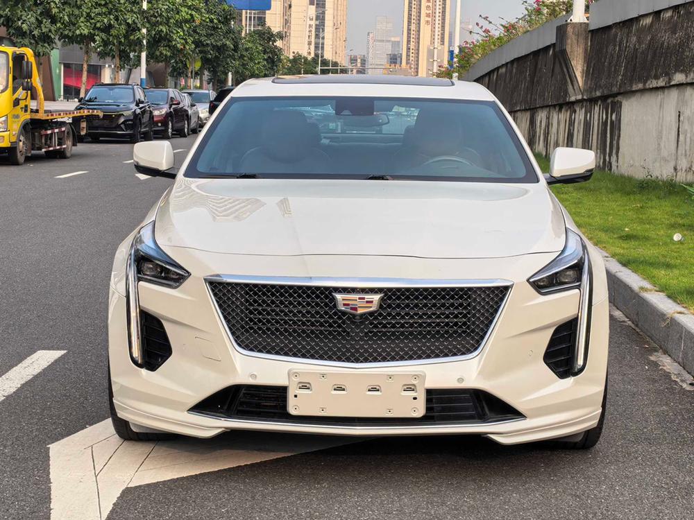 Cadillac CT6 2022 28T Platinum – фото 2