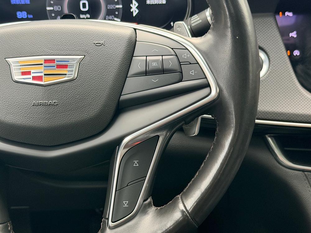 Cadillac CT6 2022 28T Platinum – фото 16