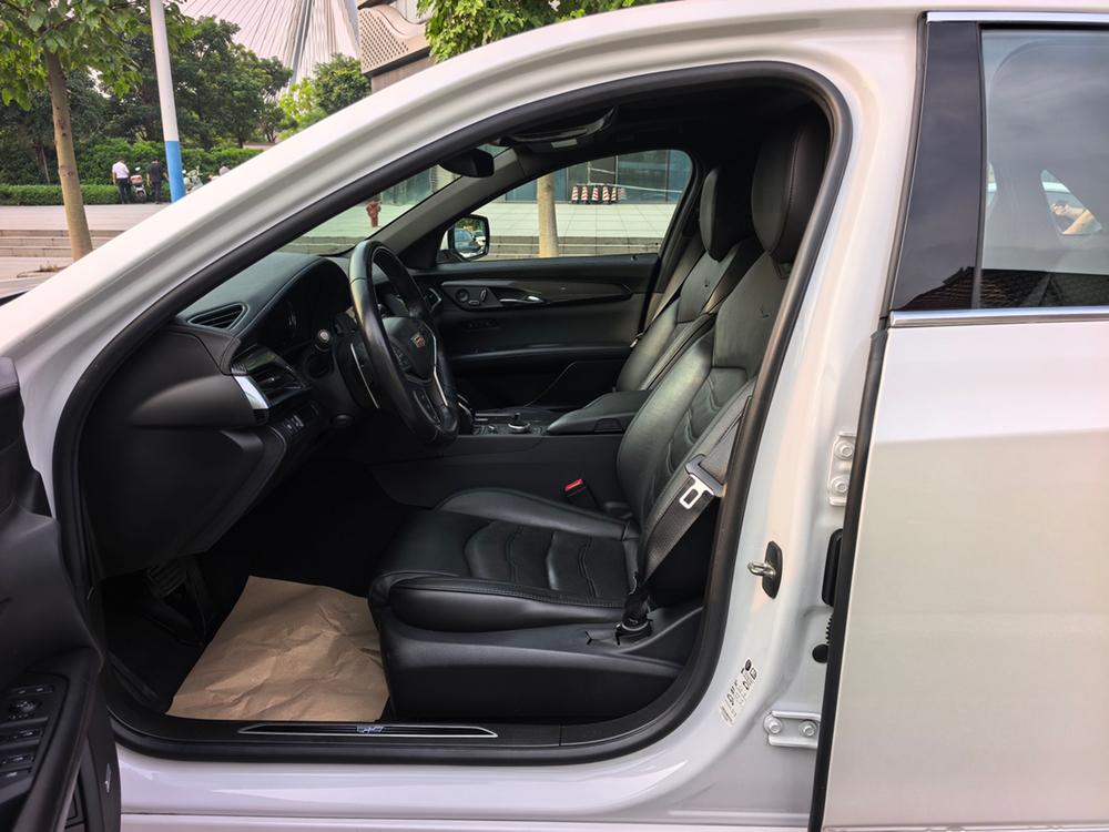 Cadillac CT6 2022 28T Platinum – фото 31