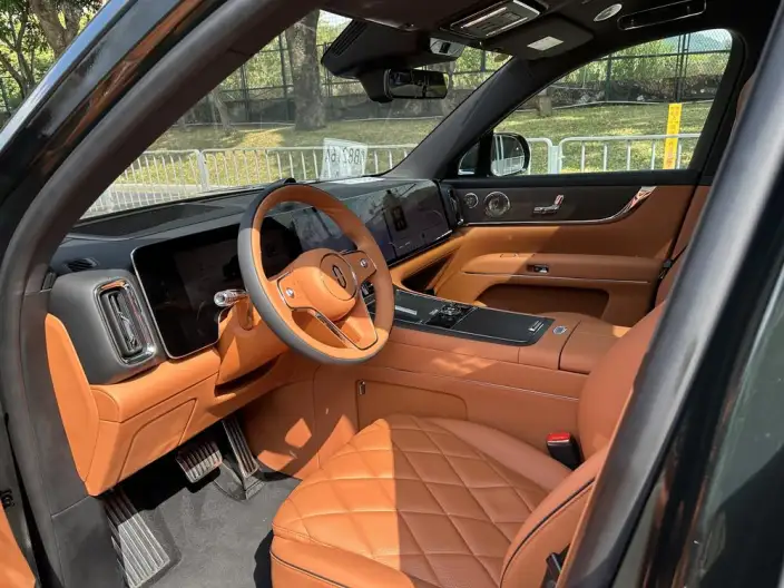 Aito M9 2026 Model Extended Range Ultra VI seat Edition – фото 5