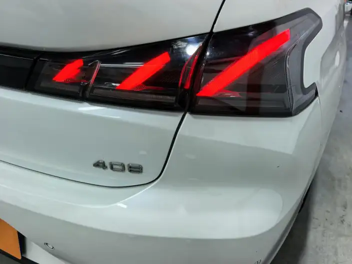 PEUGEOT 408 2022 Model 1.6T Dream Edition – фото 9