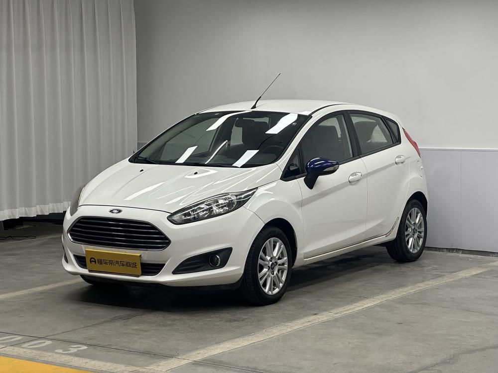 Ford Fiesta 2013 модификация лян кузов 1.5L Manual Fashion – фото 1