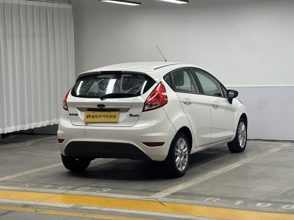 Ford Fiesta 2013 модификация лян кузов 1.5L Manual Fashion – фото 7
