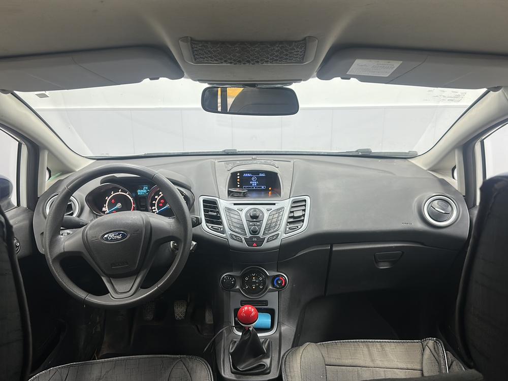 Ford Fiesta 2013 модификация лян кузов 1.5L Manual Fashion – фото 14