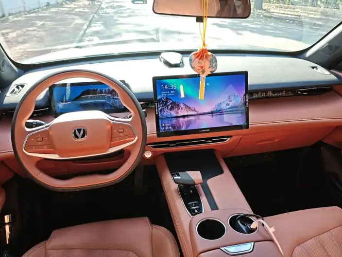 Changan UNI-Z 2025 Model 1.5T DCT Noble Model – фото 5
