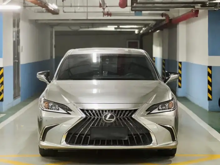 Lexus ES 2022 Model 200 Superior Edition