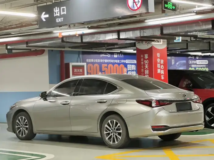 Lexus ES 2022 Model 200 Superior Edition – фото 5
