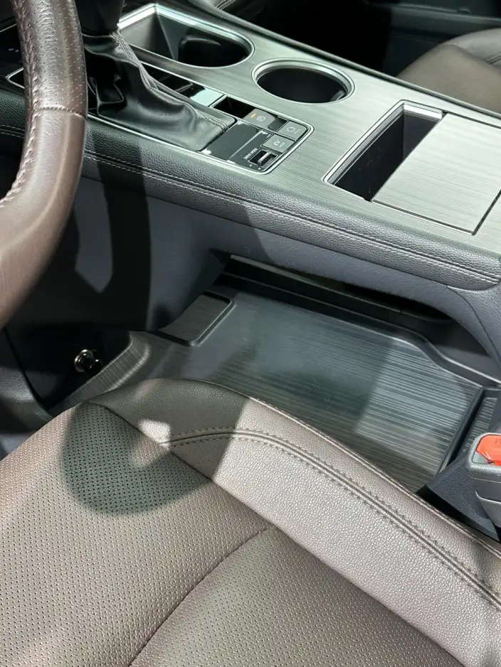 Toyota Sienna 2021 Model 2.5L Hybrid Platinum edition – фото 10