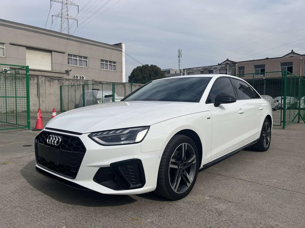 Audi A4L 2022 40 TFSI Luxury Dynamic – фото 1