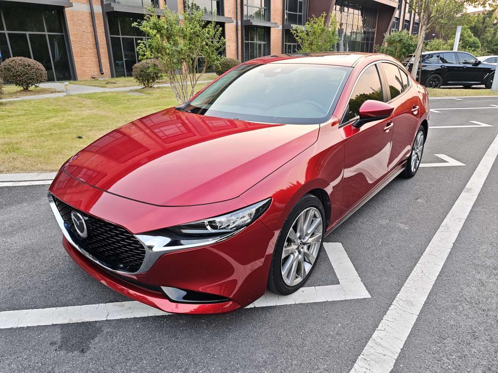 Mazda3 Axela 2021 2.0L Automatic Quality Rui Edition – фото 1