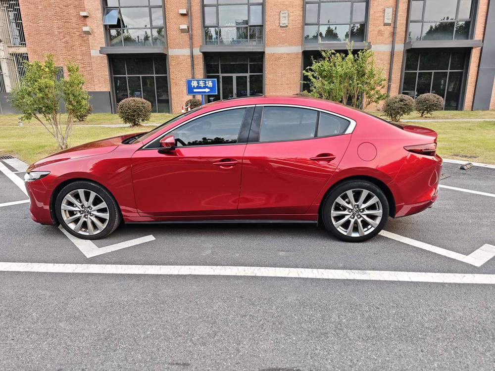 Mazda3 Axela 2021 2.0L Automatic Quality Rui Edition – фото 3