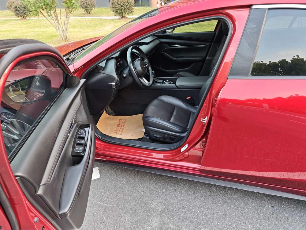 Mazda3 Axela 2021 2.0L Automatic Quality Rui Edition – фото 9