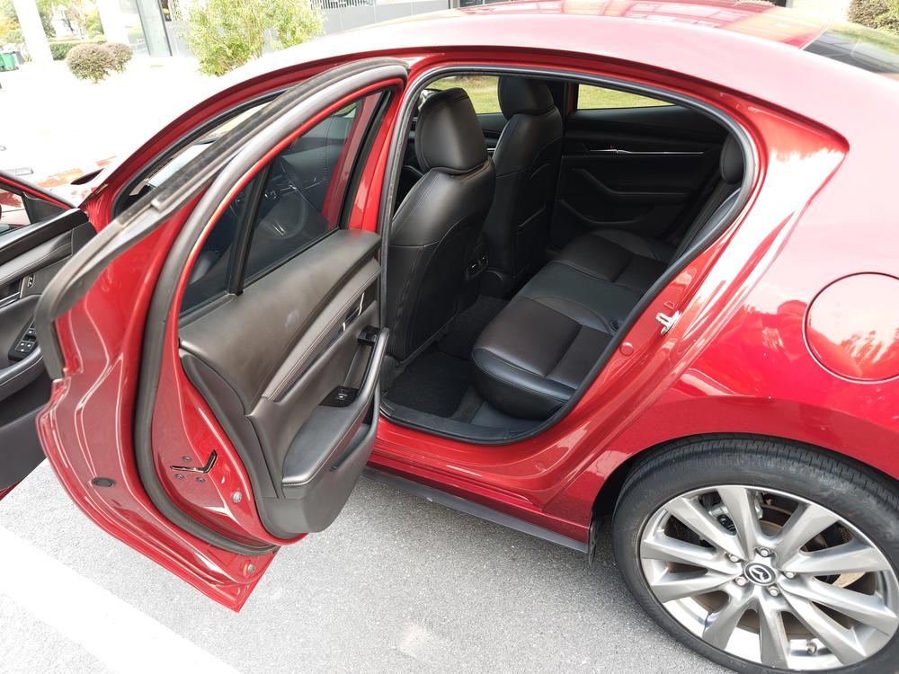 Mazda3 Axela 2021 2.0L Automatic Quality Rui Edition – фото 10