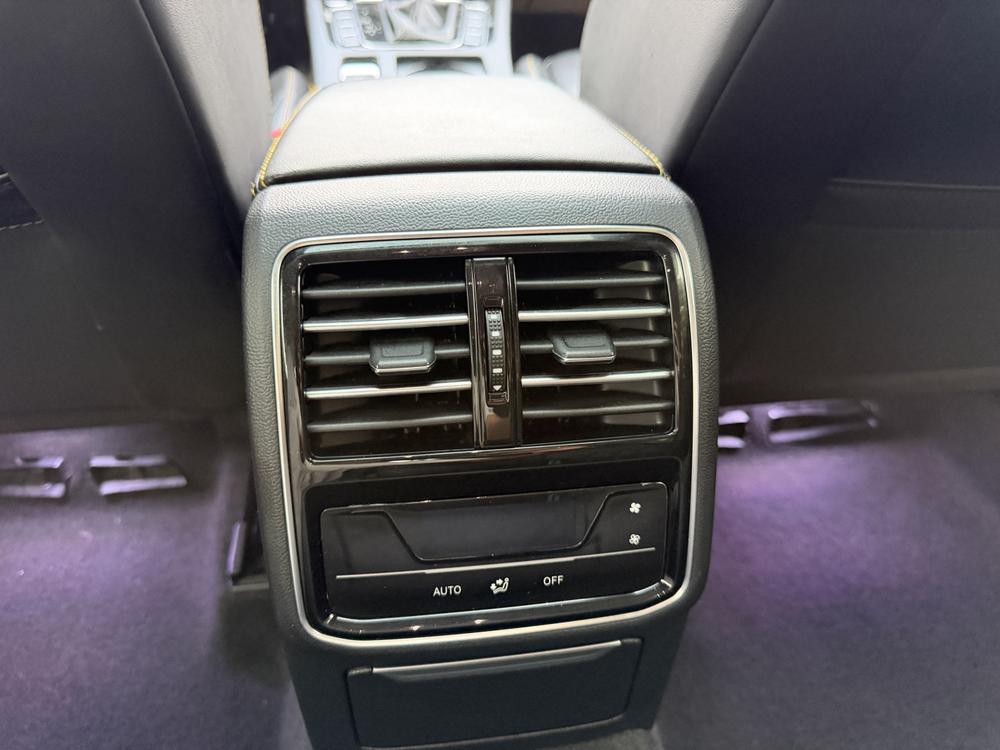 Volkswagen CC 2021 380TSI TAG Heuer Edition – фото 16