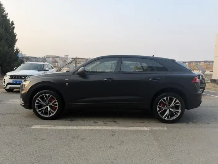 Audi Q8 2022 Model 55 TFSI Luxury Dynamic Model – фото 4