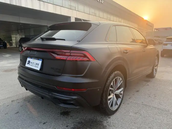 Audi Q8 2022 Model 55 TFSI Luxury Dynamic Model – фото 7