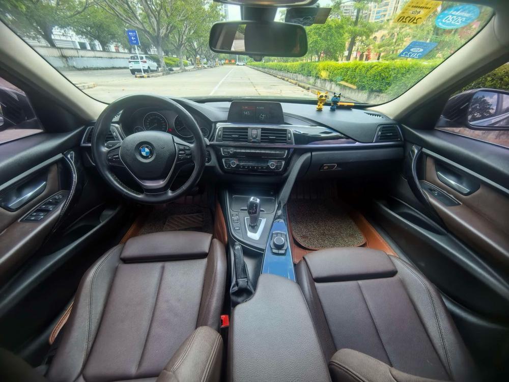 BMW 3 Series 2018 320Li Style – фото 7