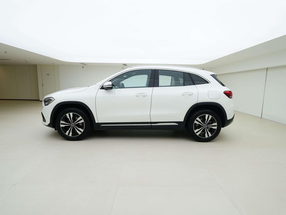 Mercedes-Benz GLA 2022 GLA 220 – фото 4