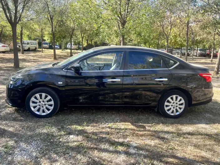 Nissan Sylphy 2022 Model Classic 1.6 XE CVT Comfort Edition