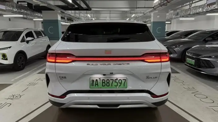BYD Song PLUS EV 2024 Model Honor Edition 520KM Flagship Model – фото 5