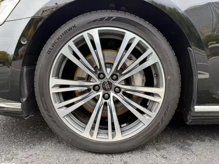 Audi A8 2023 Model A8L 55 TFSI quattro Flagship Model – фото 6