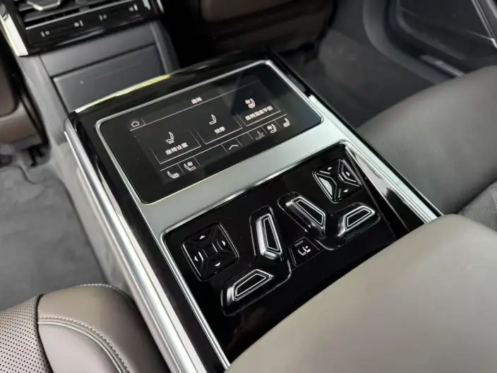Audi A8 2023 Model A8L 55 TFSI quattro Flagship Model – фото 8