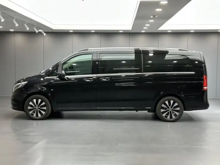 Viano 2023 Model 2.0T Business Edition 7 seat – фото 4