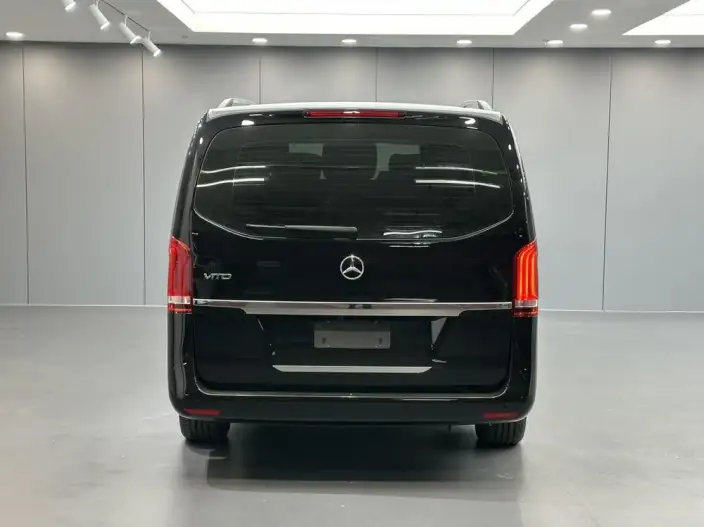 Viano 2023 Model 2.0T Business Edition 7 seat – фото 6