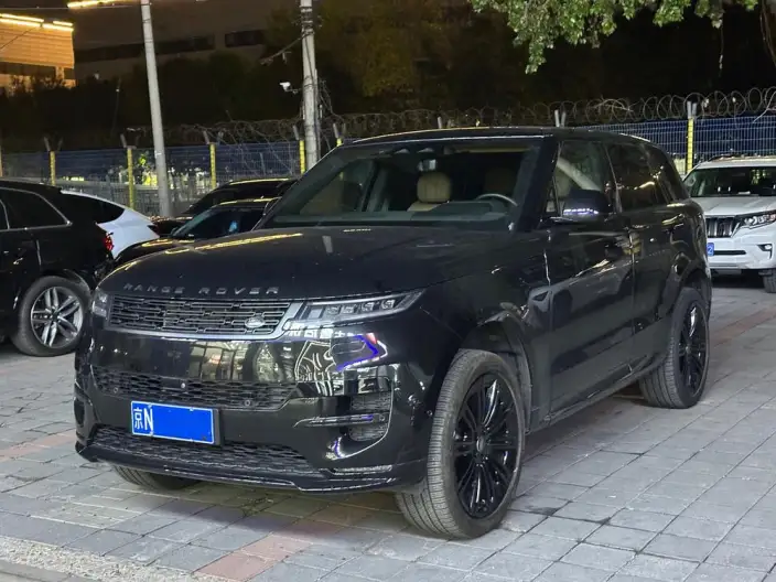 Range Rover Sport 2023 Model 3.0 L6 DYNAMIC SE – фото 1