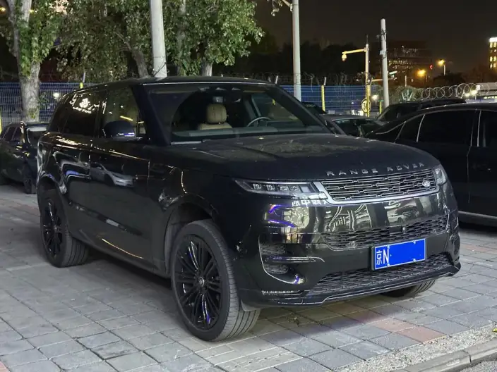 Range Rover Sport 2023 Model 3.0 L6 DYNAMIC SE – фото 3