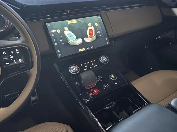 Range Rover Sport 2023 Model 3.0 L6 DYNAMIC SE – фото 6