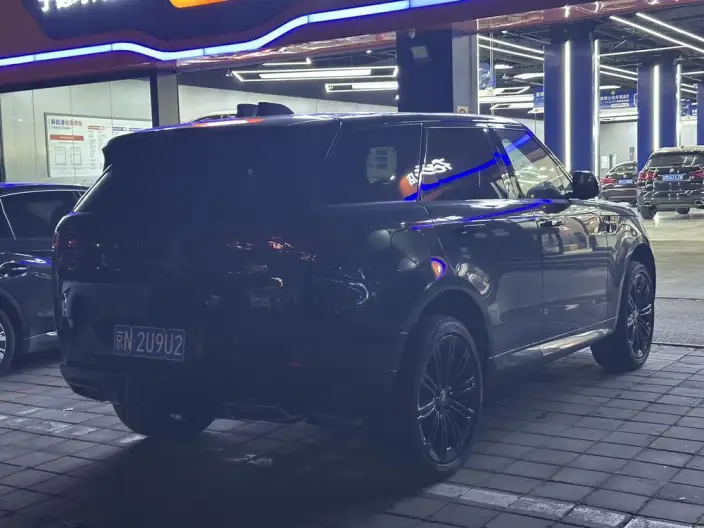 Range Rover Sport 2023 Model 3.0 L6 DYNAMIC SE – фото 7