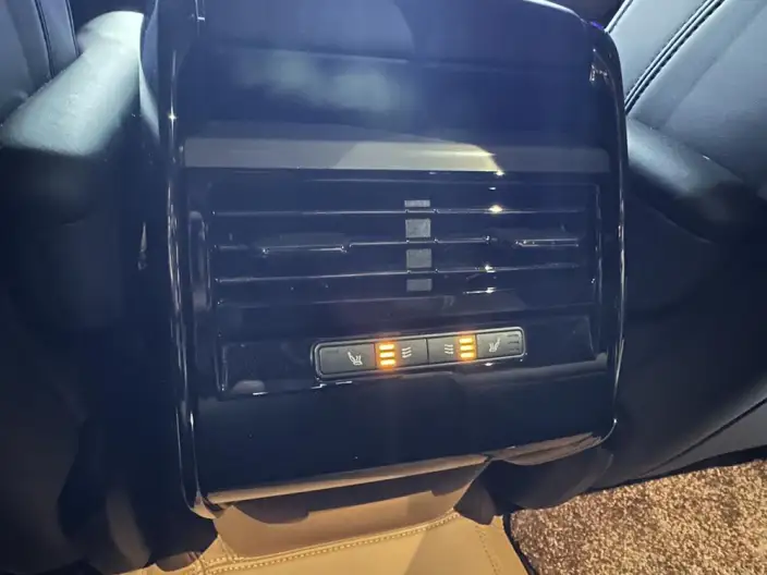 Range Rover Sport 2023 Model 3.0 L6 DYNAMIC SE – фото 8