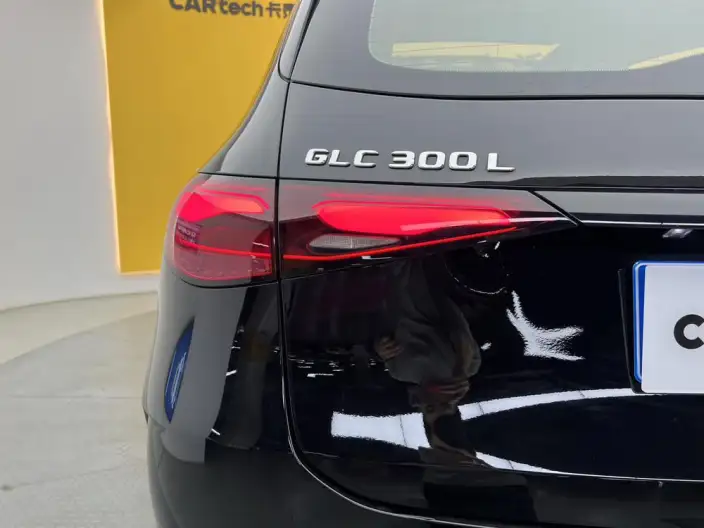 Mercedes-Benz GLC 2025 Model Facelift GLC 300 L 4MATIC Dynamic Model 5 seat – фото 9