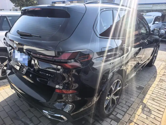 BMW X5 2023 Model xDrive30Li Exclusive Model M Sports Night Set